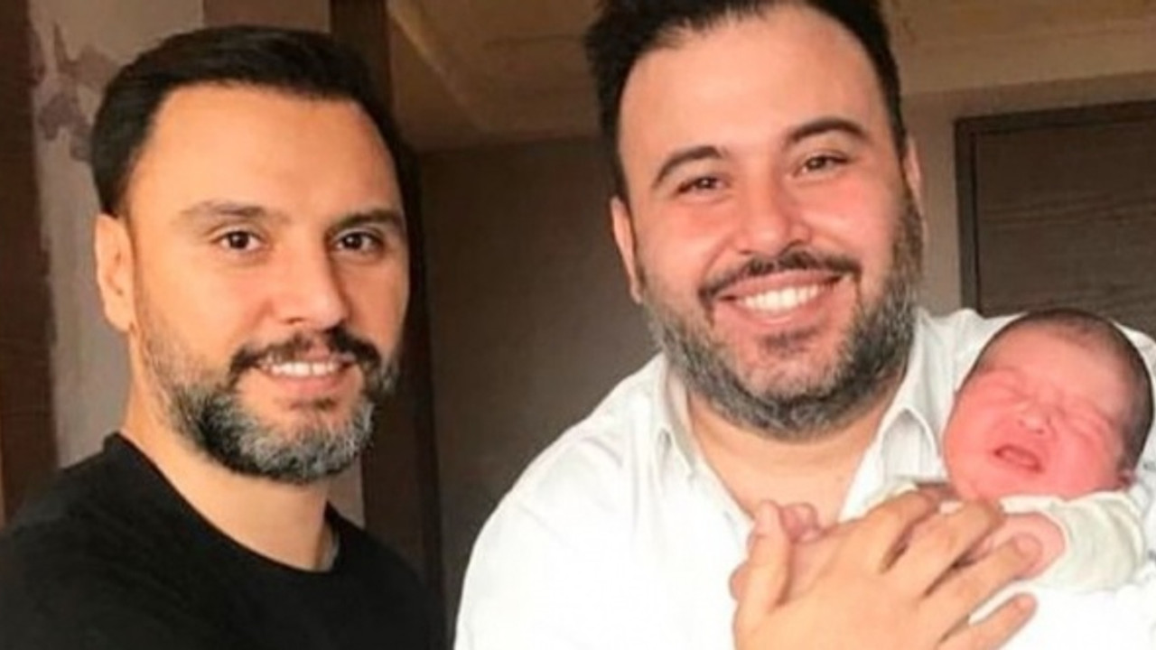 Alişan sahnede gözyaşlarını tutamadı