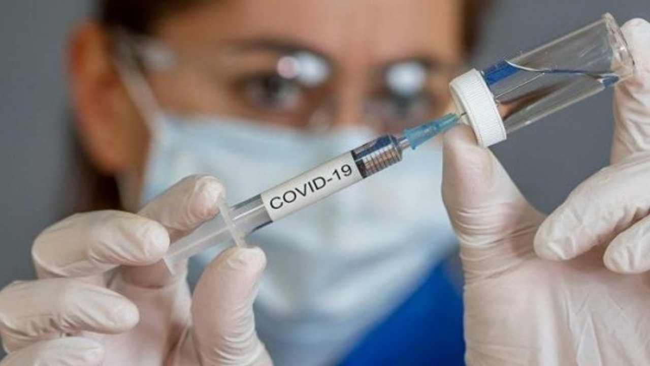 Aşısız üniversite öğrencilerine PCR testi şartı!