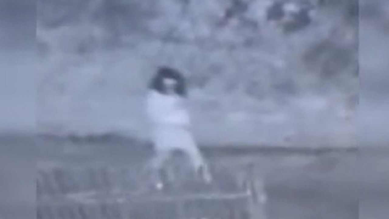 Kadın kılığına girip araba çalan hırsız kayıplara karıştı