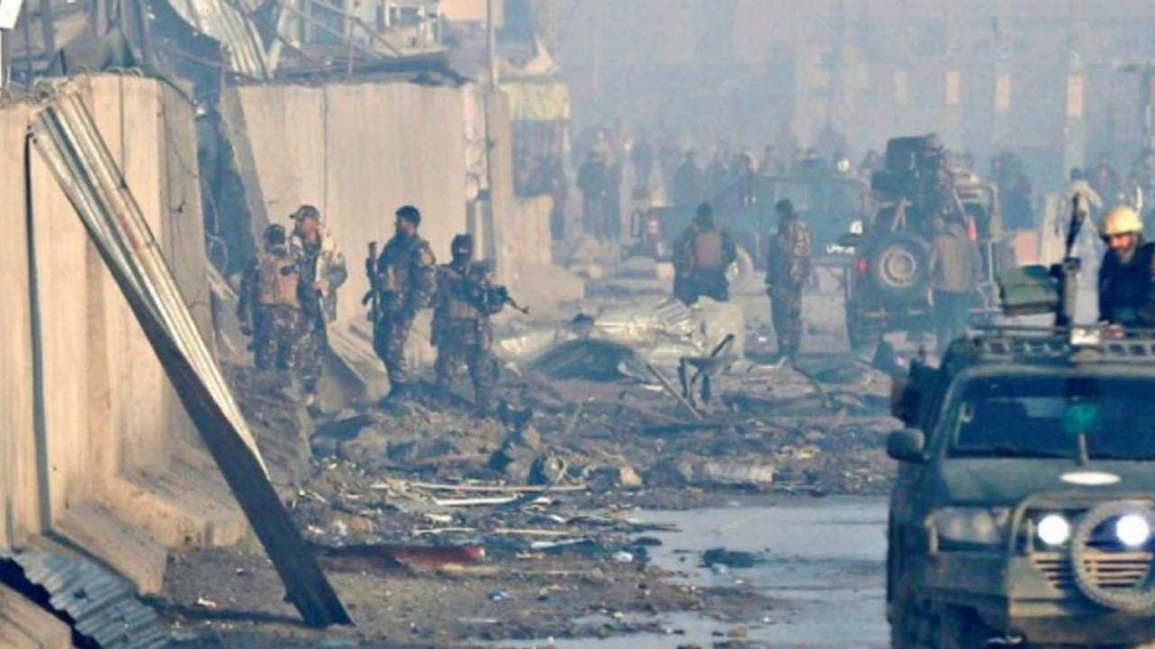 Afganistan'ın kuzeyindeki camiye bombalı saldırı!