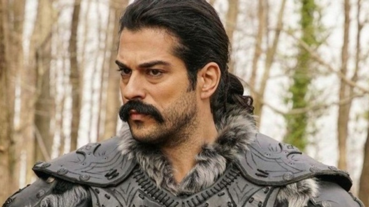 Burak Özçivit'e soruşturma!