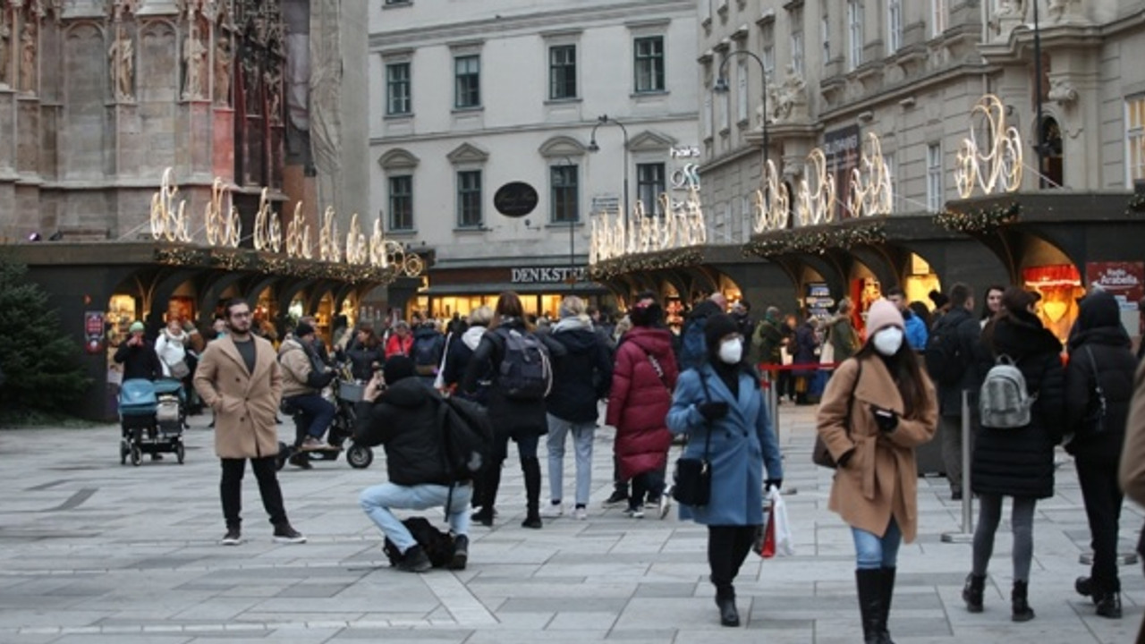 Avusturya'da sokağa çıkma yasağı başladı!