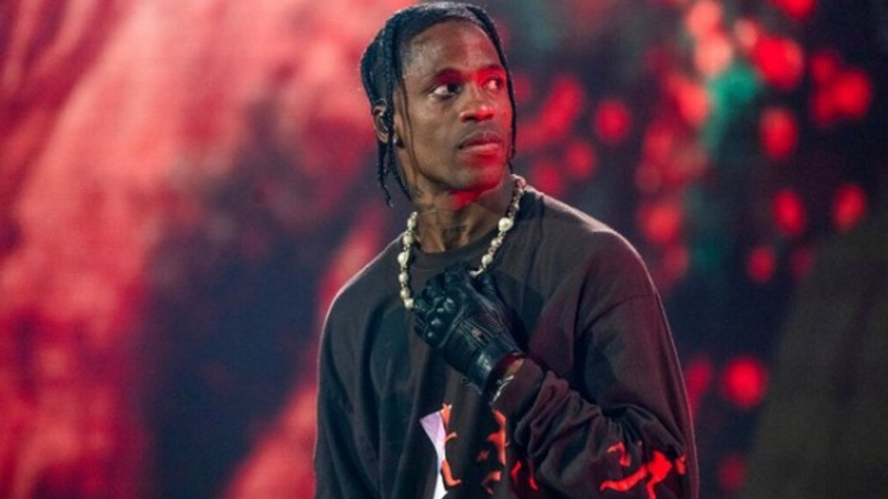 Travis Scott, konseri sırasında yaşanan izdihamla ilgili açıklama yaptı!