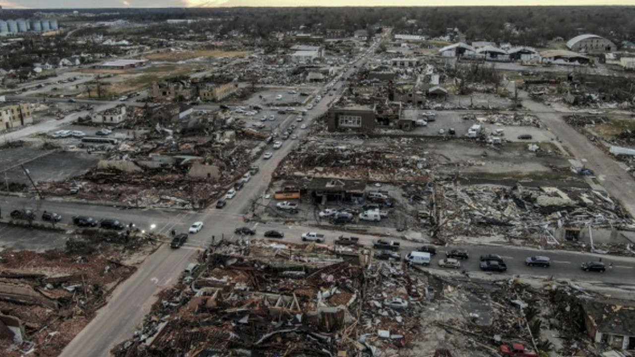 ABD'deki hortum felaketinde can kaybı 93'e yükseldi!