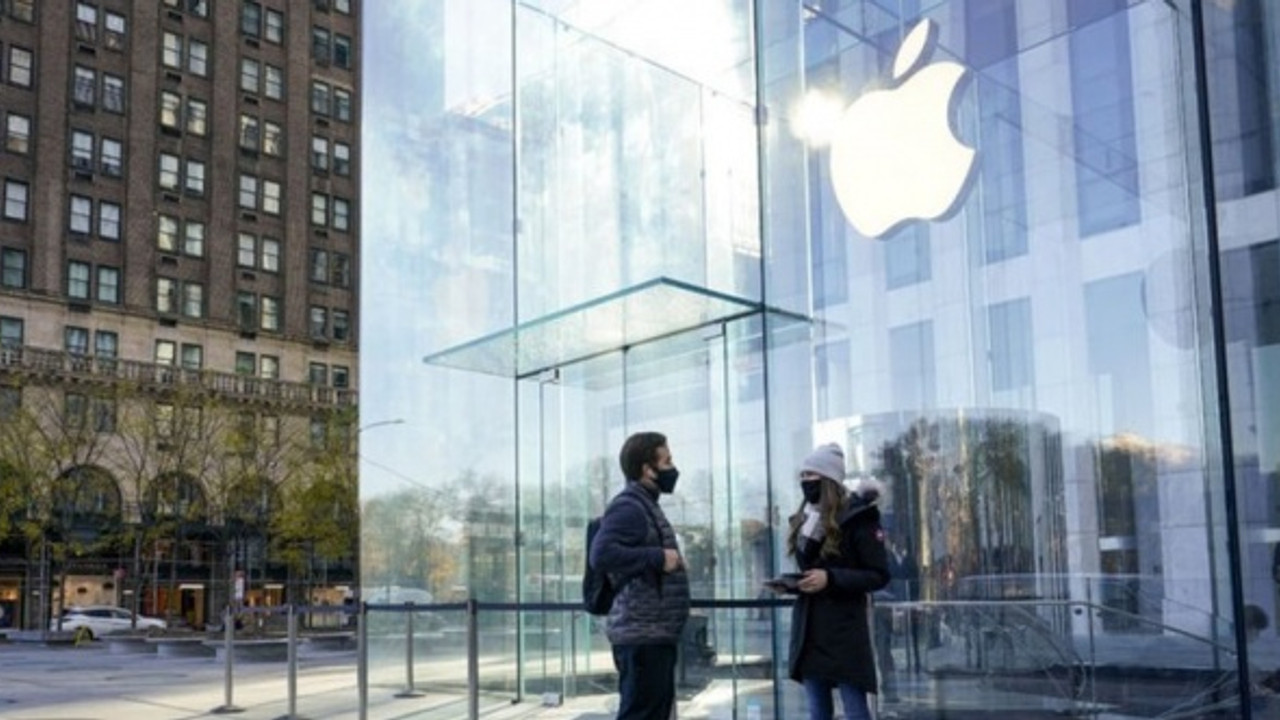 Apple mağazalarını kapatıyor!