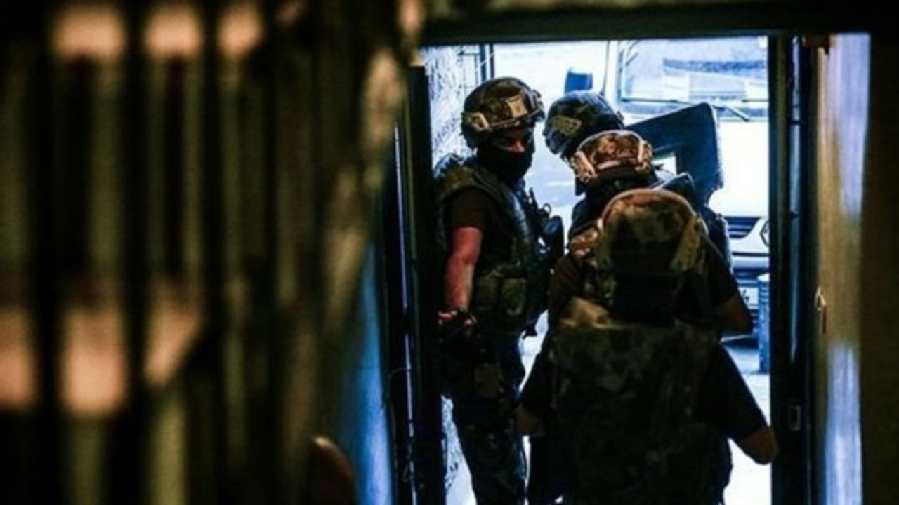 Emniyet'ten 27 ilde 'Tırpan' operasyonu