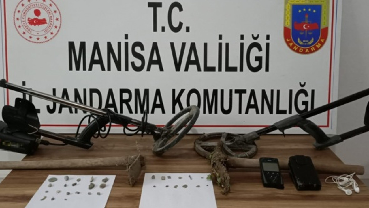 Kaçak kazı yapanlara devriye gezen jandarmadan suçüstü!
