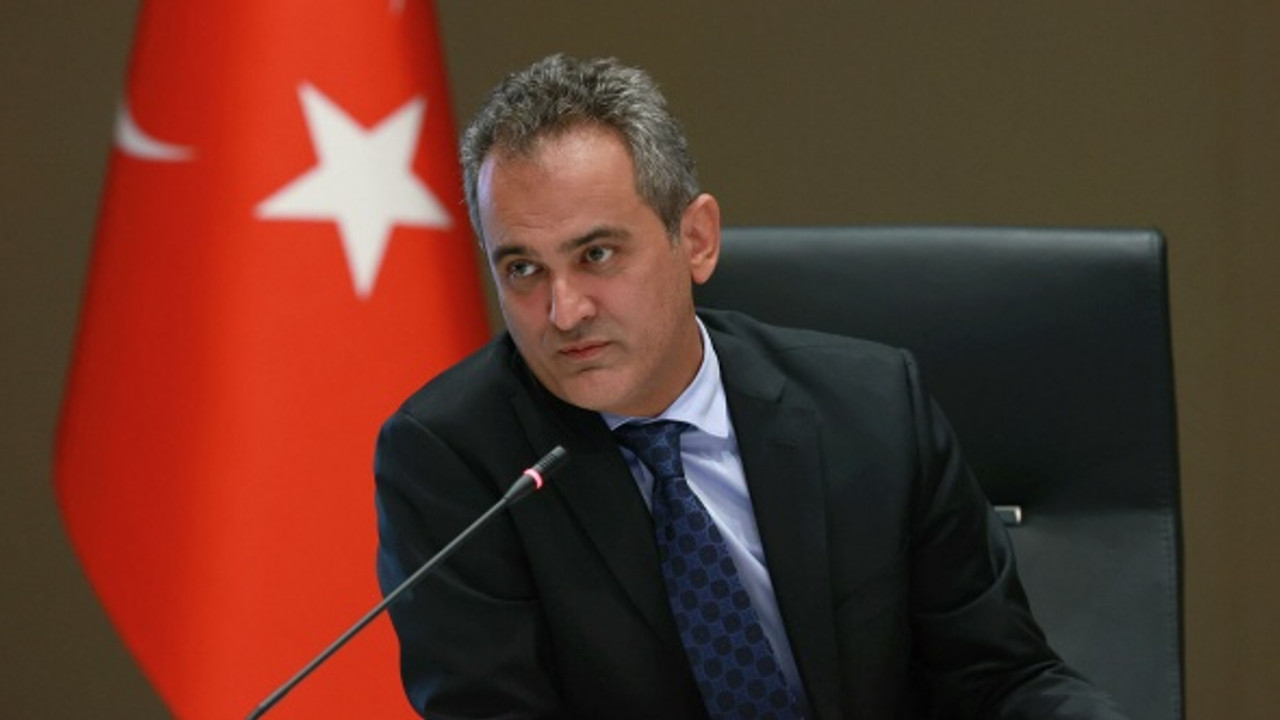 Milli Eğitim Bakanı Mahmut Özer'den 'Uzaktan eğitime geçilecek mi?' sorusuna yanıt!