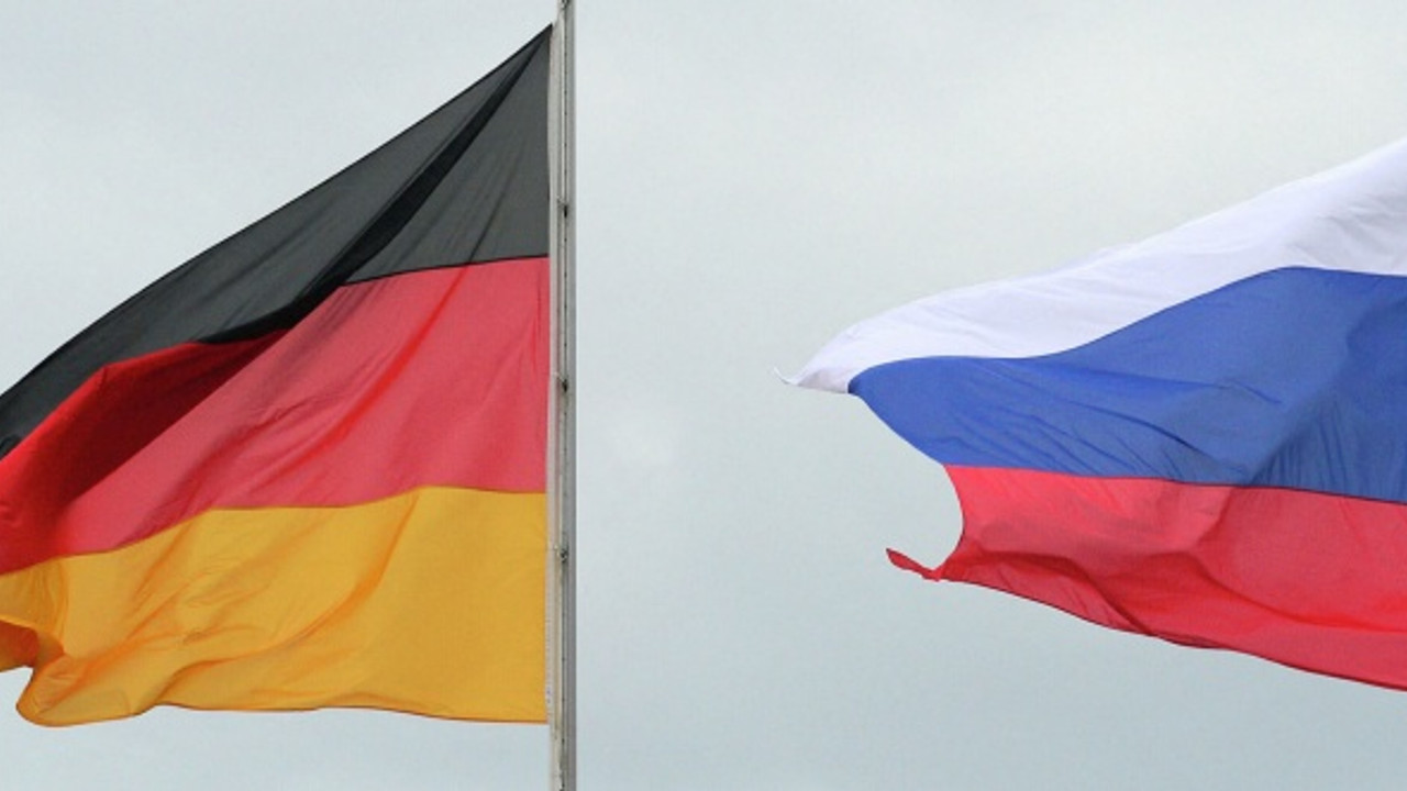 Alman donanmasının başındaki isim istifa etti 