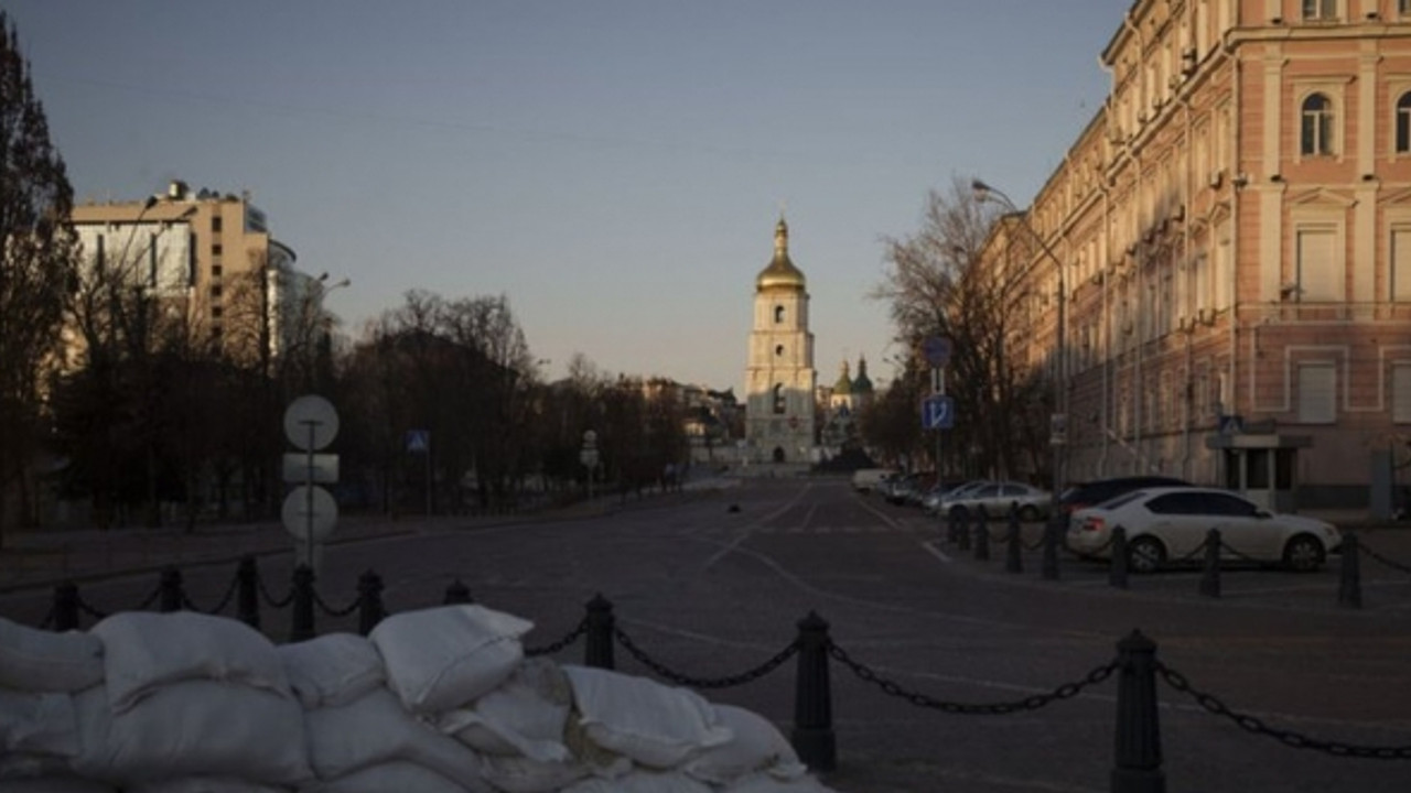 Kiev'de yeniden patlama sesleri!