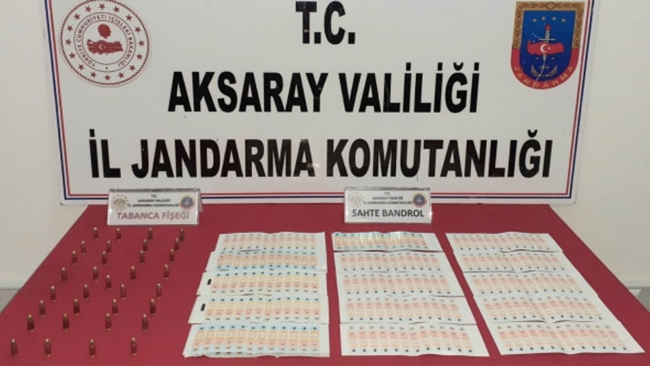 Jandarma Aksaray’da sahte içki bandrolü ve tabanca fişeği ele geçirdi