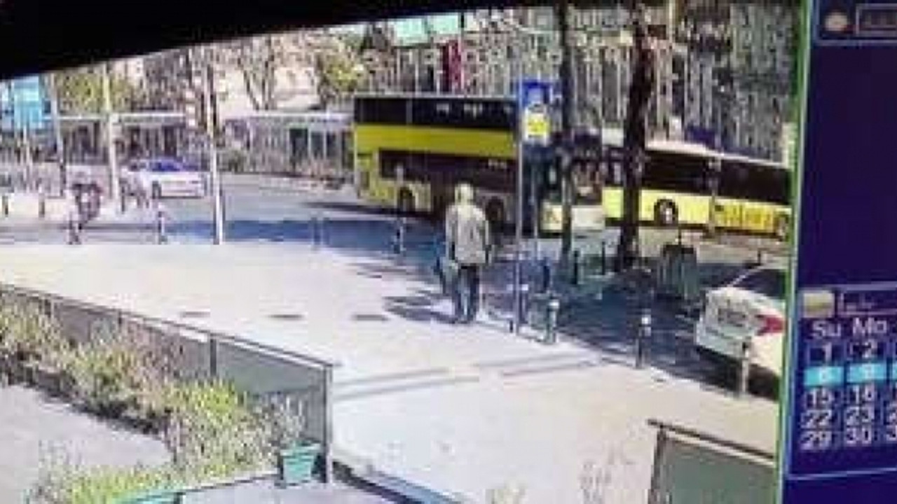 Tramvayla İETT otobüsü çarpıştı! Yaralılar var