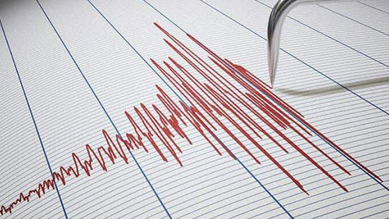 Afganistan’da 5.9 büyüklüğünde deprem: Yüzlerce kişi hayatını kaybetti!