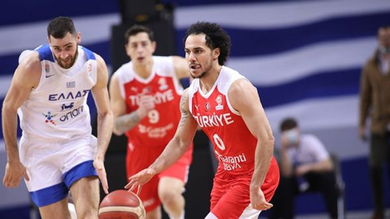 12 Dev Adam finali kaybetti! Yunanistan'a 89-80 kaybetti