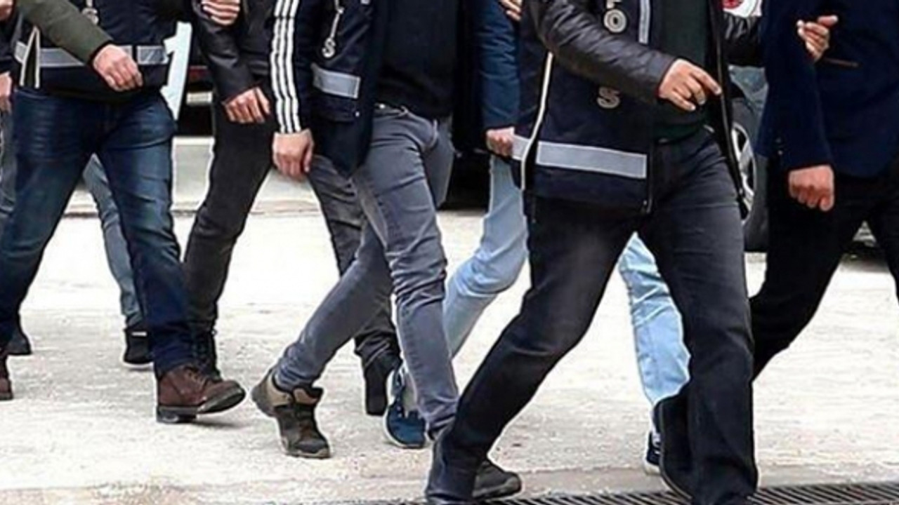 4 ilde FETÖ operasyonu: 13 gözaltı