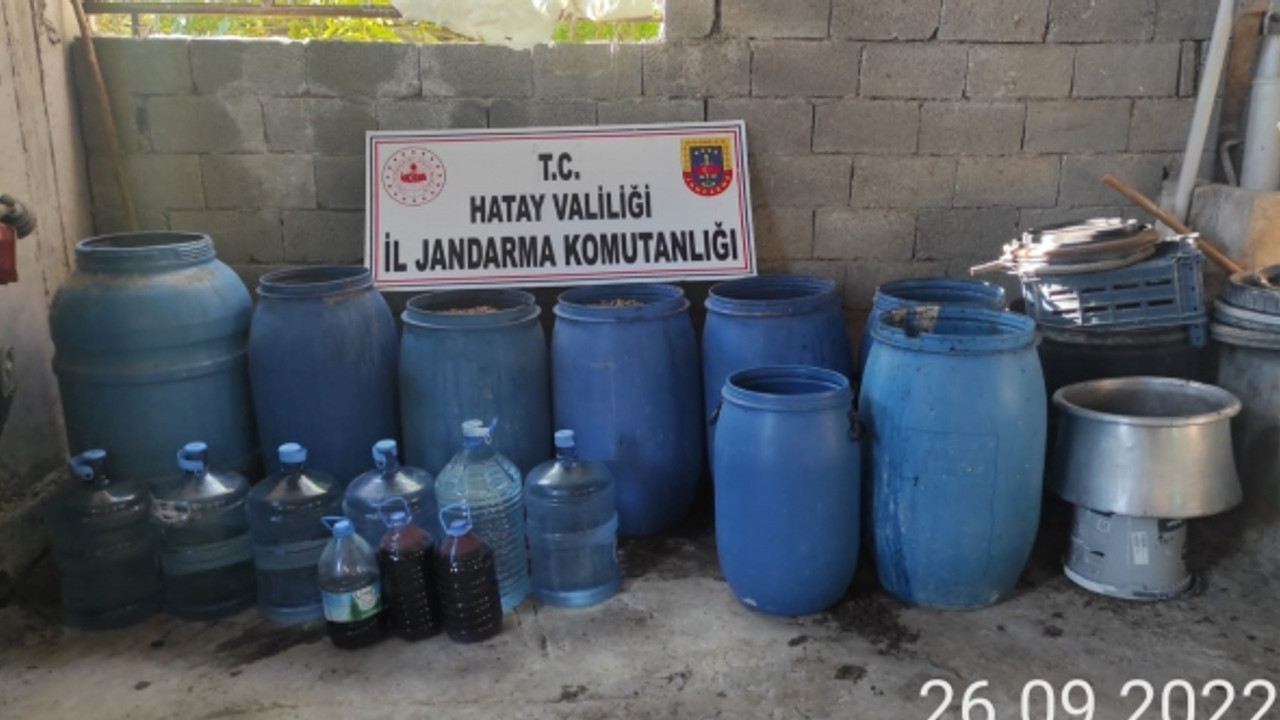 Jandarma peşlerine düştü: Tonlarca kaçak alkol ele geçirildi!