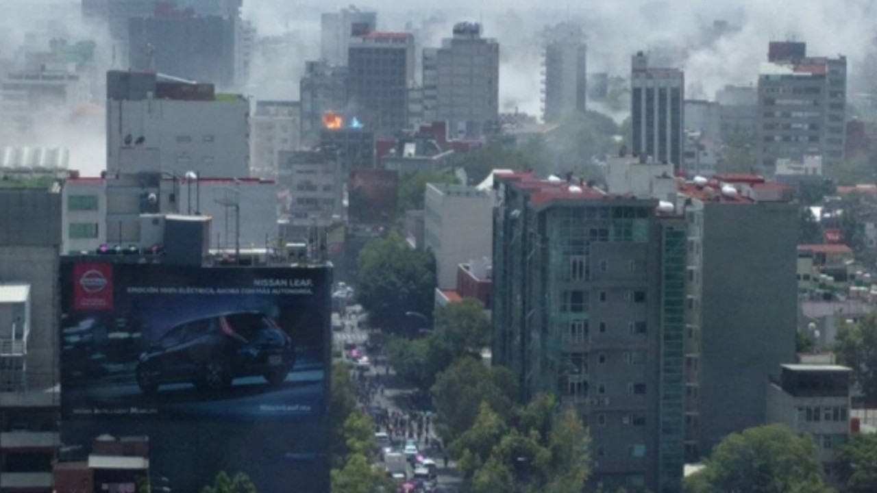 Meksika'da 6,7 büyüklüğünde deprem