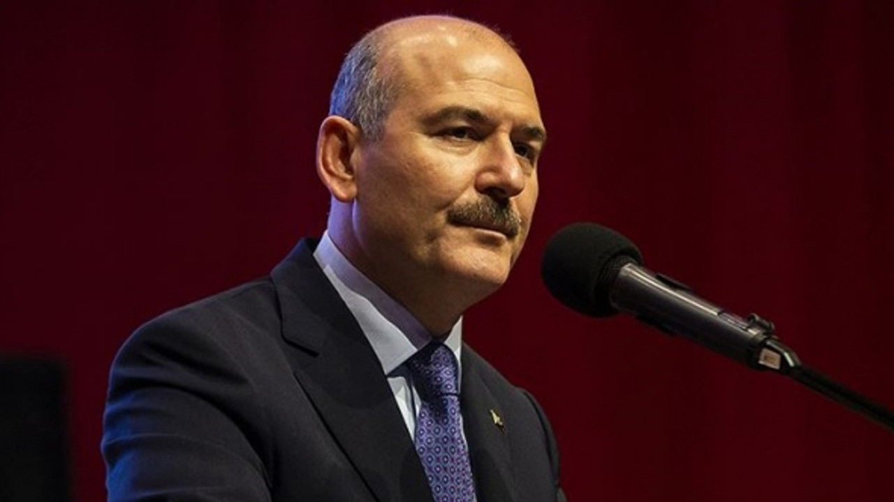 Bakan Soylu: İstanbul'un 10 ilçesinde göçmenlerin ikamet izni kapandı