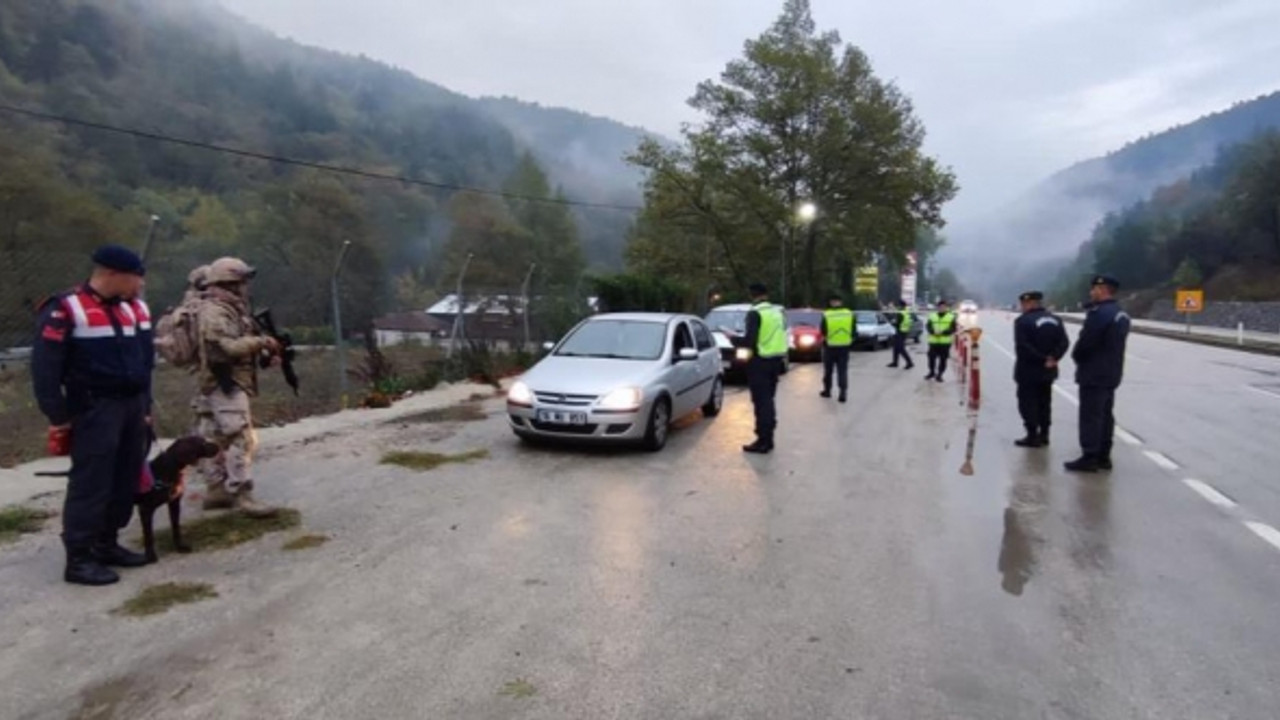 Bursa’da ‘huzur’ denetimi: 16 suçlu yakalandı, 43 bin TL ceza uygulandı
