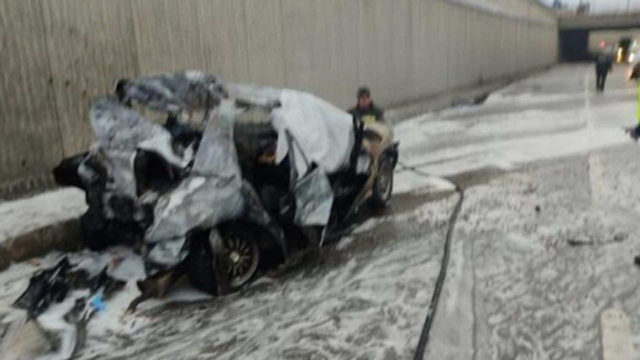 Tır'ın çarptığı otomobildeki evli çift öldü!
