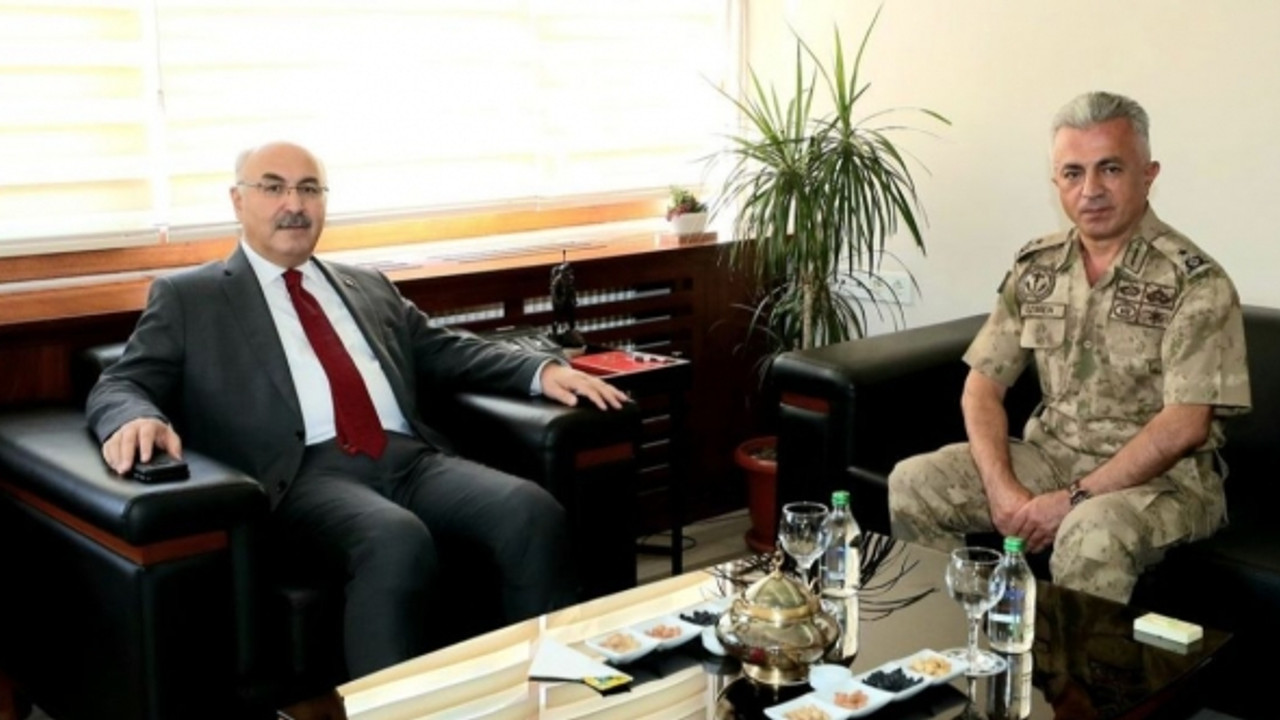 Vali Köşger'den Tuğgeneral Özmen'e ziyaret