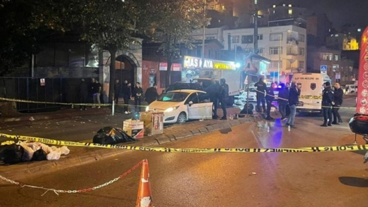 Otomobile ateş açıldı: Korkunç olay!