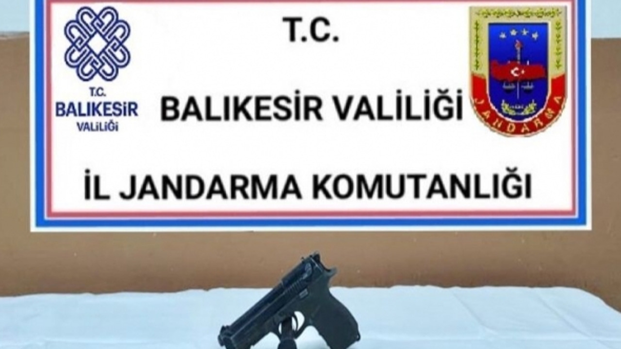 Yol kontrol uygulamasında jandarmadan kaçamadılar!