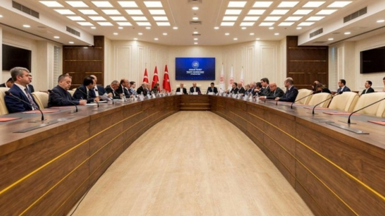 Gözler asgari ücret masasında!