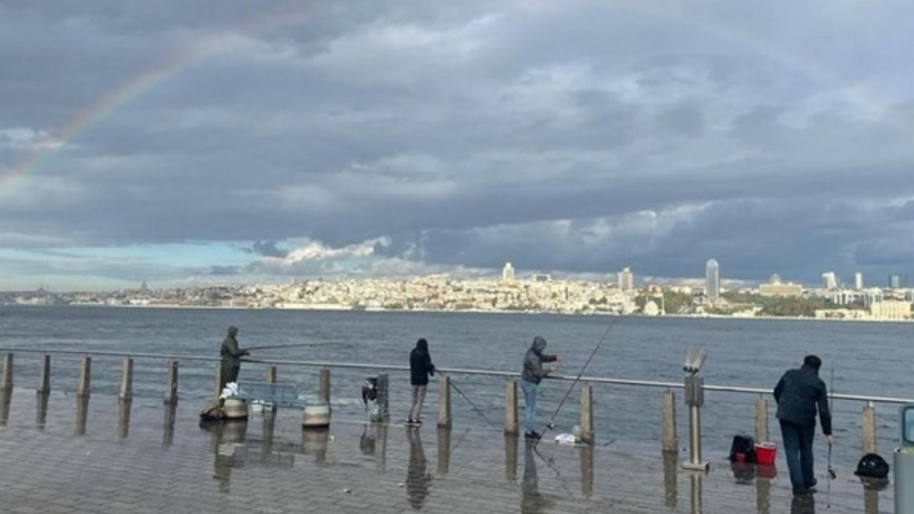 Meteoroloji'den flaş uyarı! 4 bölgede sağanak!