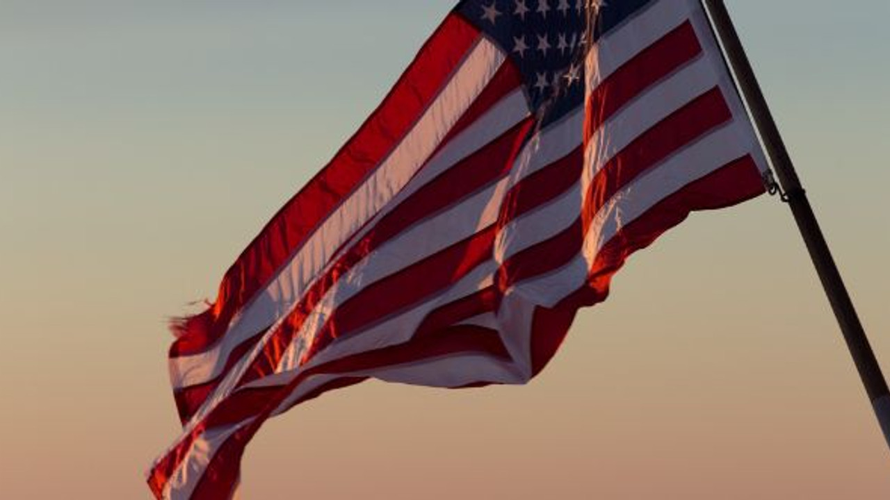 ABD'de kriz 15'inci turda çözüldü: Temsilciler Meclisi Başkanı seçildi