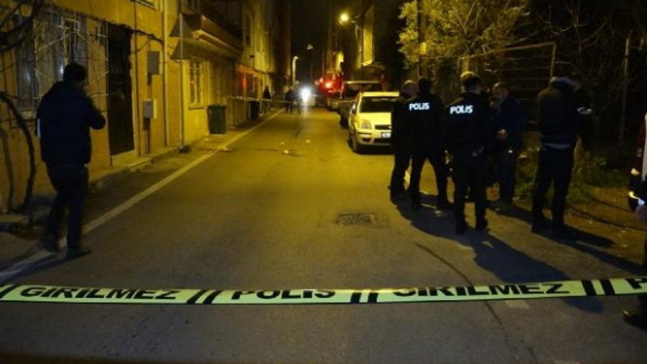 Bursa'da kadına şiddet; yolunu kesti, başından vurdu