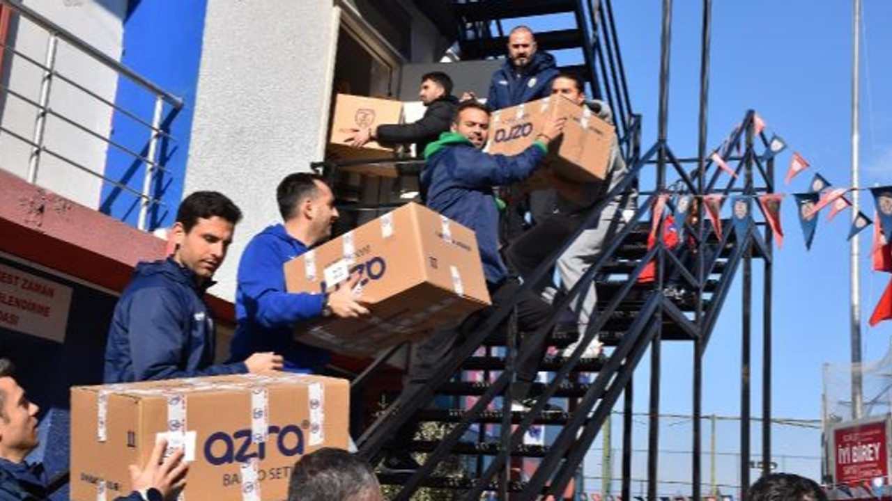 Altınordu'nun teknik heyet ve futbolcularından depremzedelere tam destek