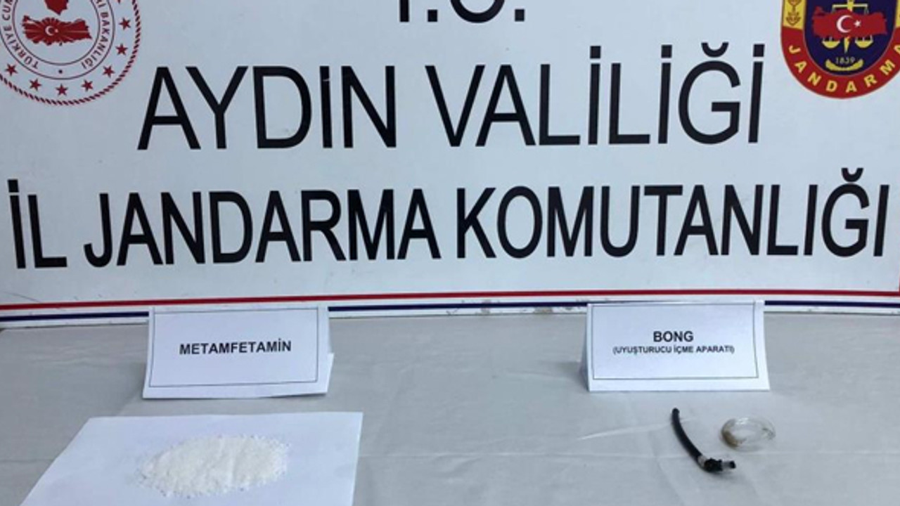 Aydın’da uyuşturucuya geçit yok! Jandarma şüphelileri uyuşturucuyla yakaladı
