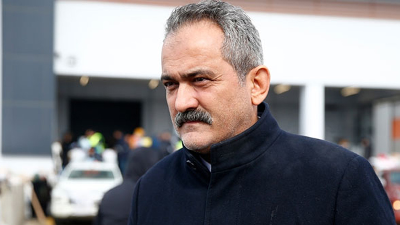Deprem bölgelerindeki öğrenciler istedikleri illerdeki okullara nakledilecek