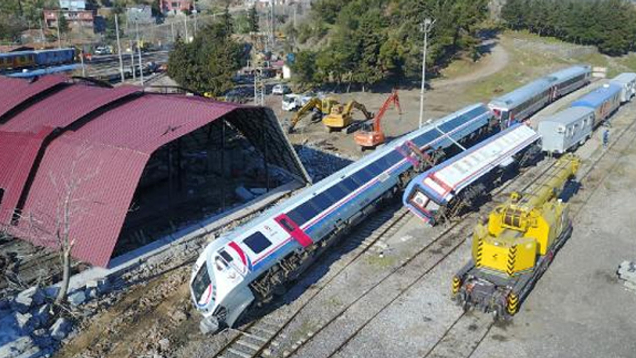 Deprem trenleri bu hale getirdi