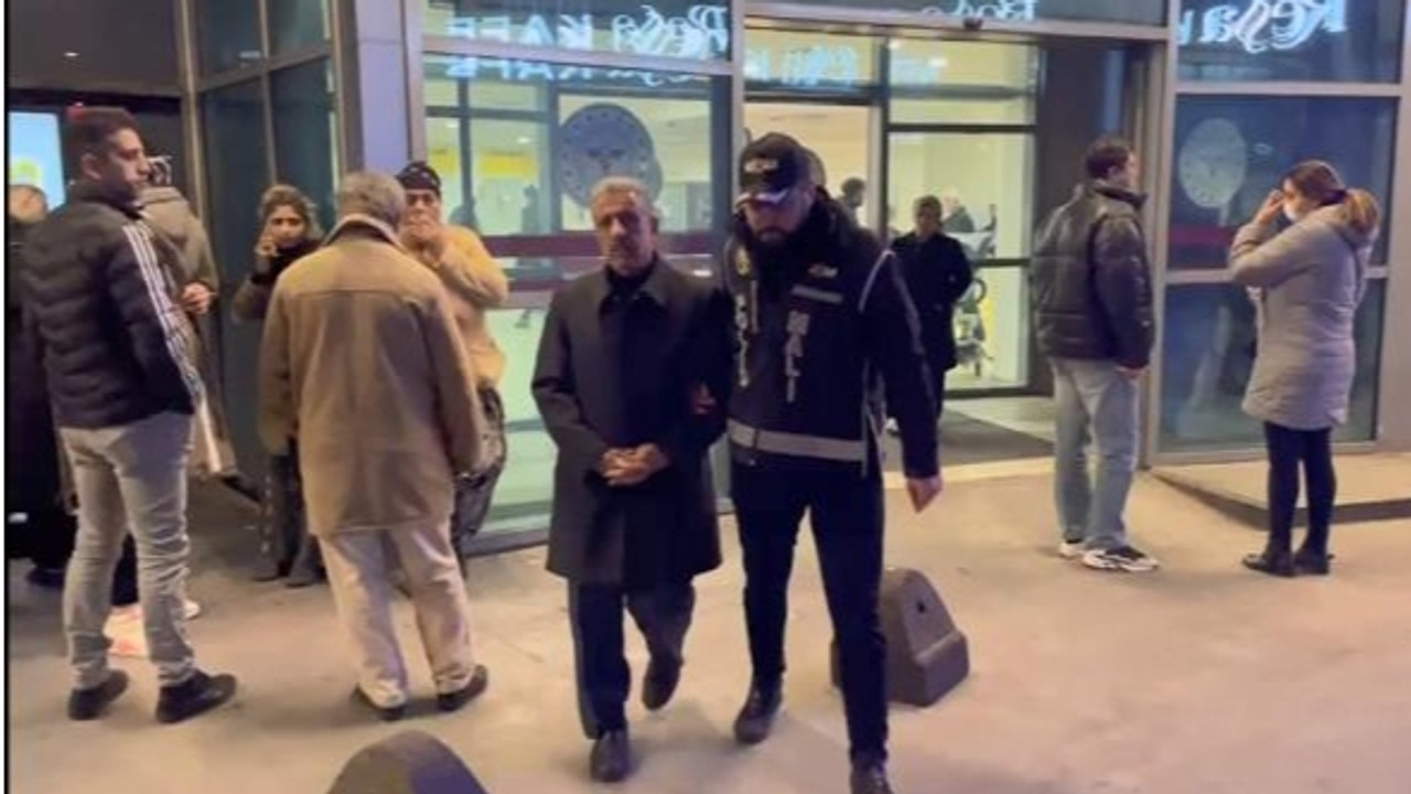 Depremde yıkılan apartmanın şantiye şefi gözaltına alındı