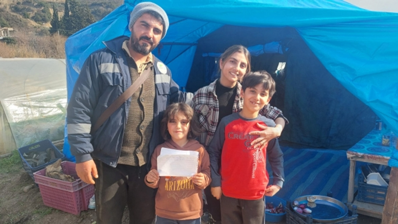 Depremzede Masal, mektup yazarak kalem, boya ve oyuncak istedi