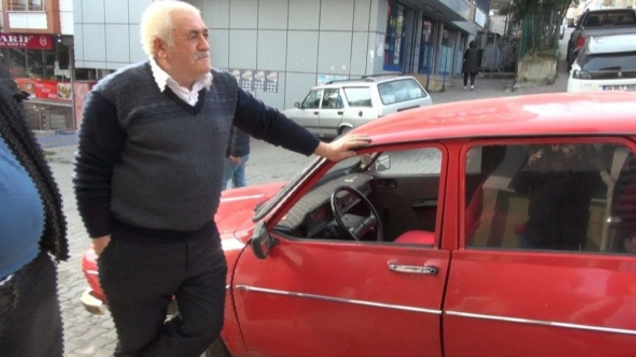 Depremzedelere yardım edebilmek için otomobilini sattı!