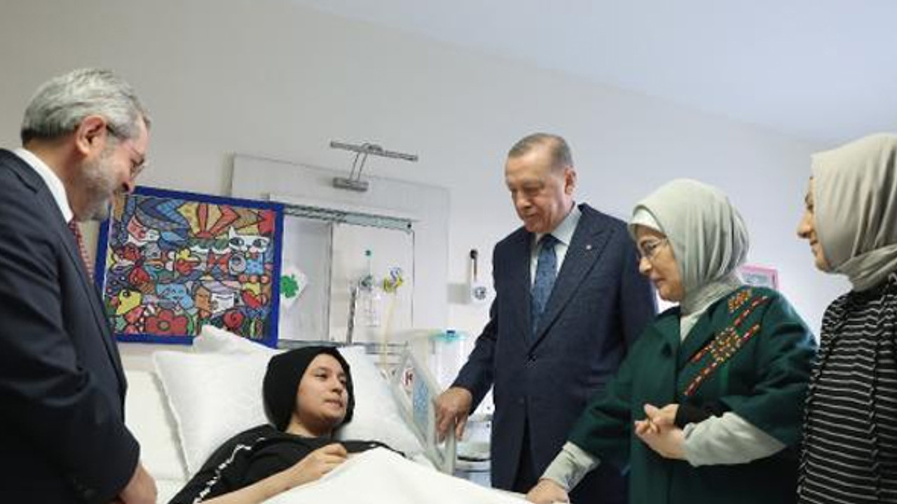 Erdoğan'dan enkazdan 248. saate kurtarılan Aleyna'ya ziyaret