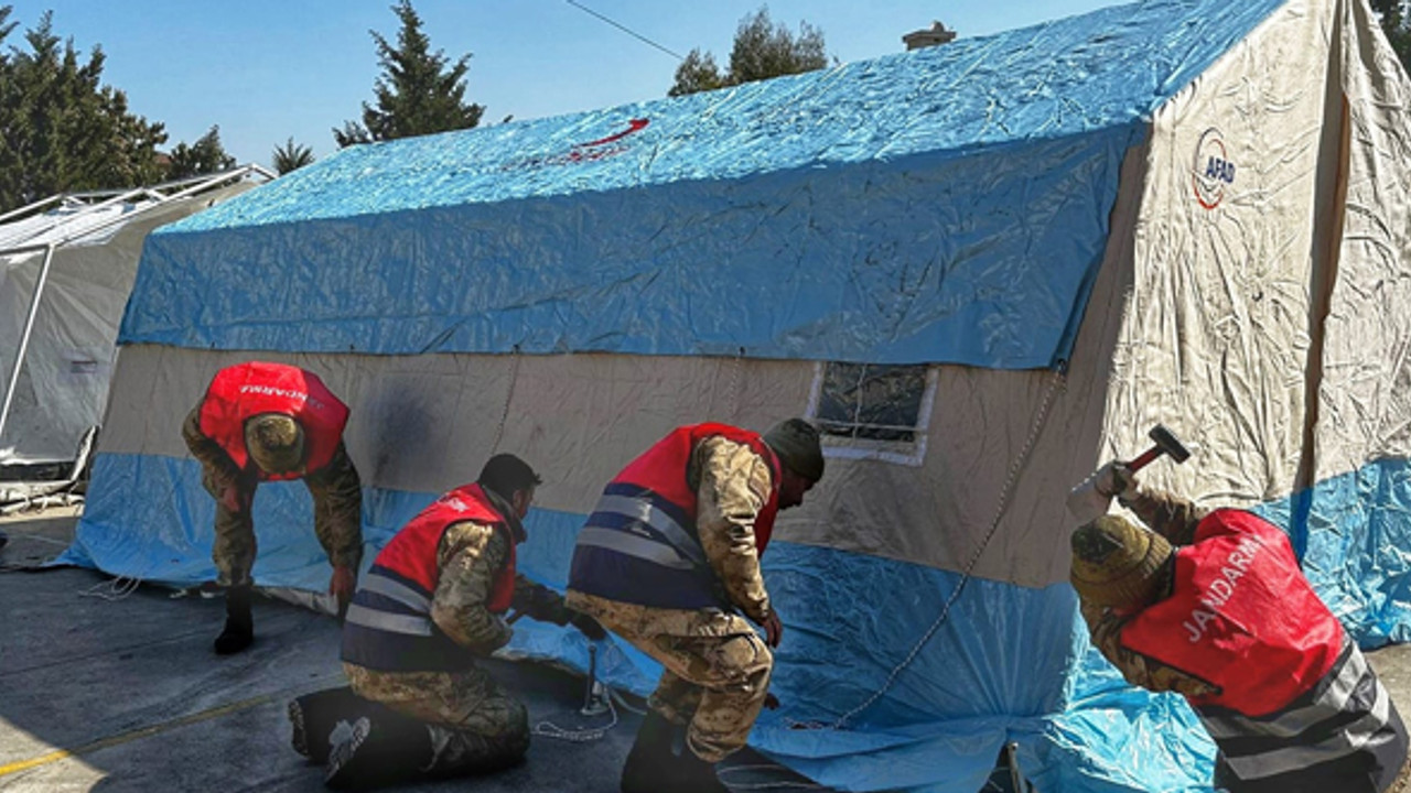 Jandarma Sahil Güvenlik Akademisi’nden depremzedelere yardım eli