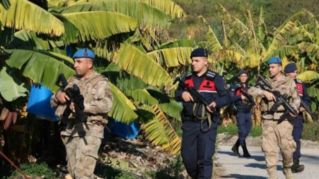 Narenciye hırsızlarına Jandarma nöbeti!