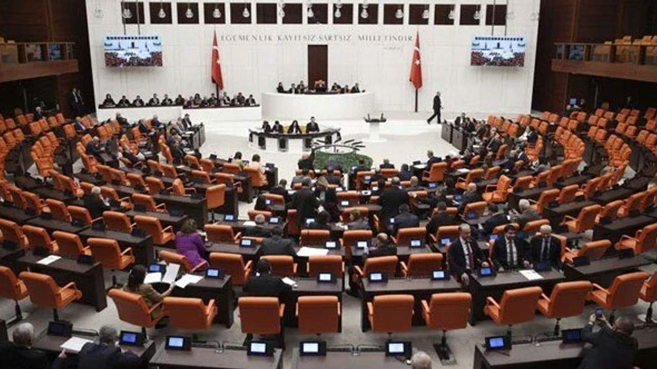 TBMM Genel Kurulu deprem nedeniyle çalışmalarına bu hafta ara verecek