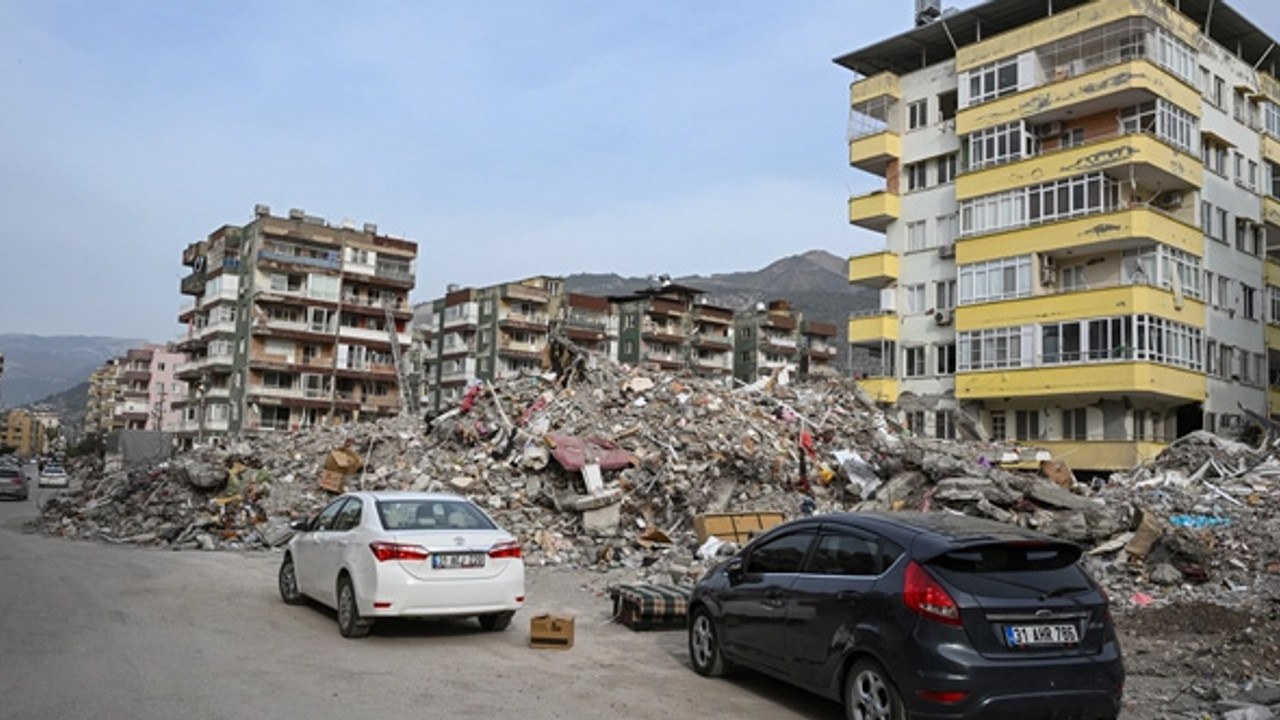 43 kişinin öldüğü Özinci Kent Sitesi’nin mimarı suçu başkasına attı: Sorumluluk statikçiye ait