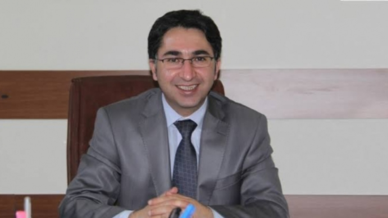 Şeref Aydın: "Belediyelerin yetki ve sorumlulukları gözden geçirilmeli"