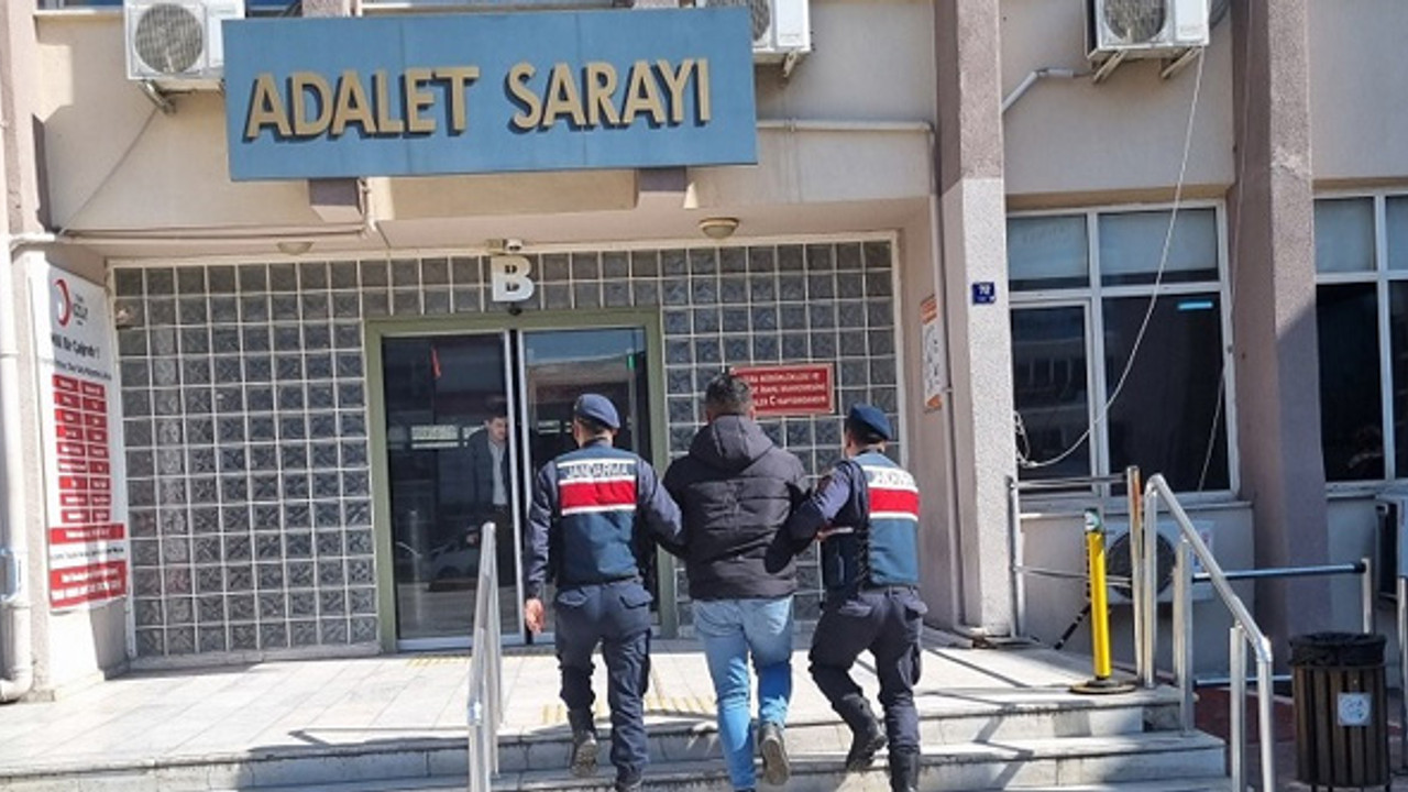 Aydın’da jandarmadan firari operasyonu! Hapis cezası ile aranan 5 hükümlü yakalandı