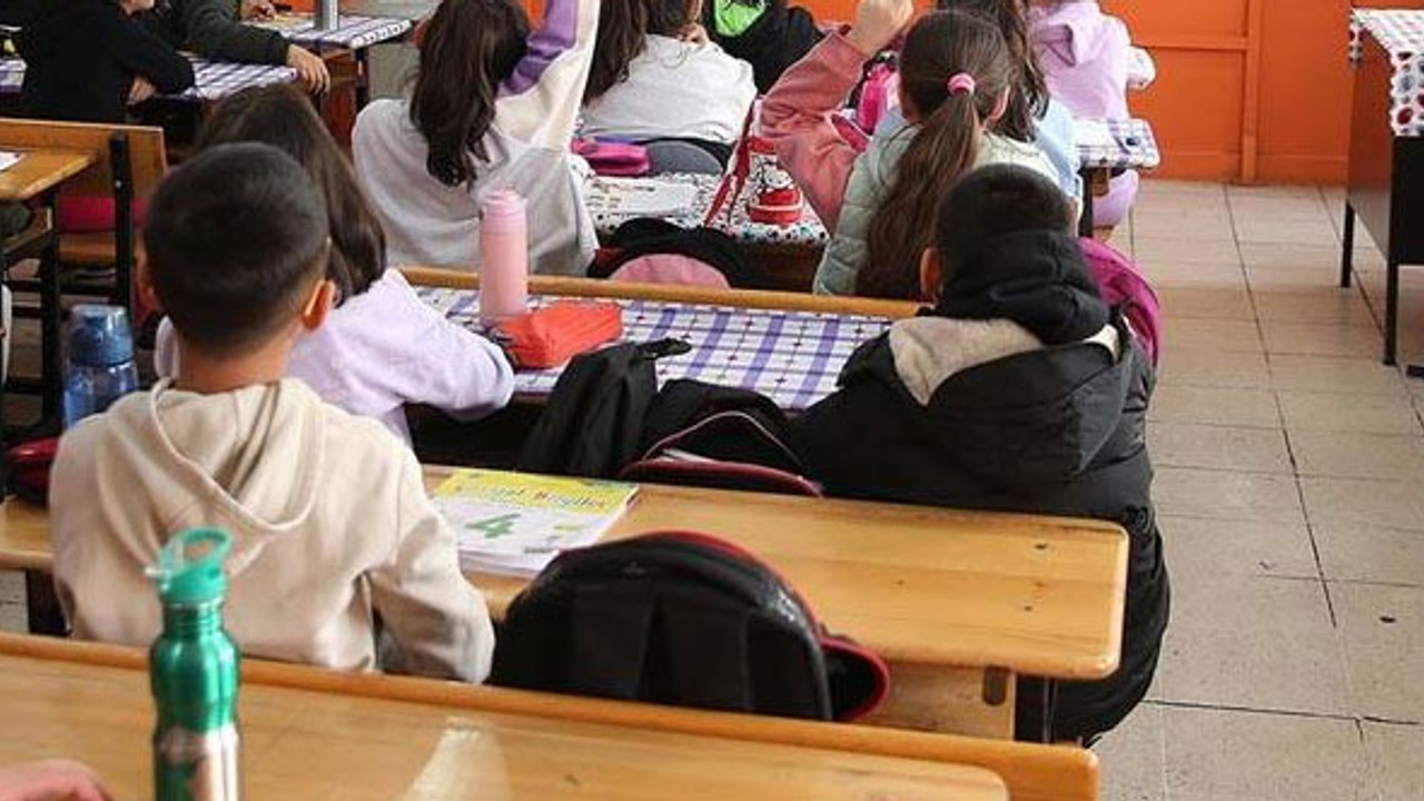 Depremden etkilenen 4 ilde eğitim için yeni karar
