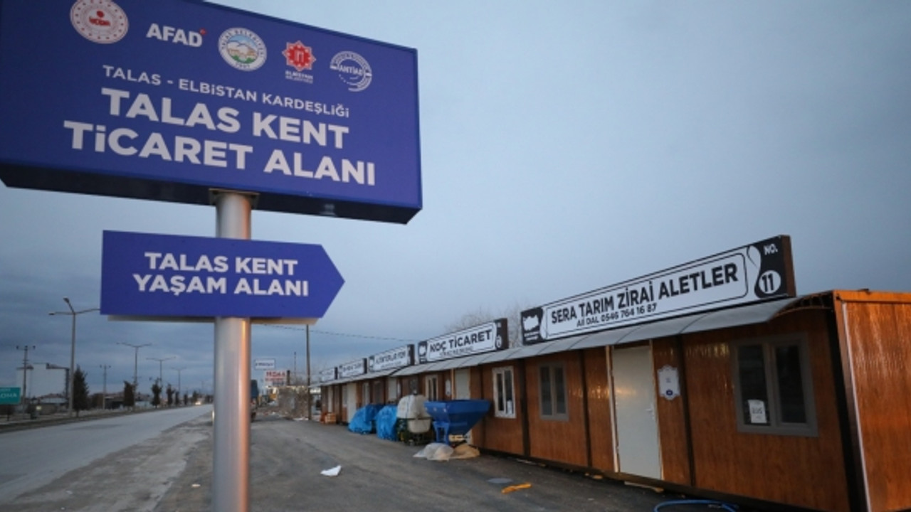 Depremin merkez üssünde hayat normalleşiyor; Elbistan’da farklı bölgelere 3 çarşı açıldı