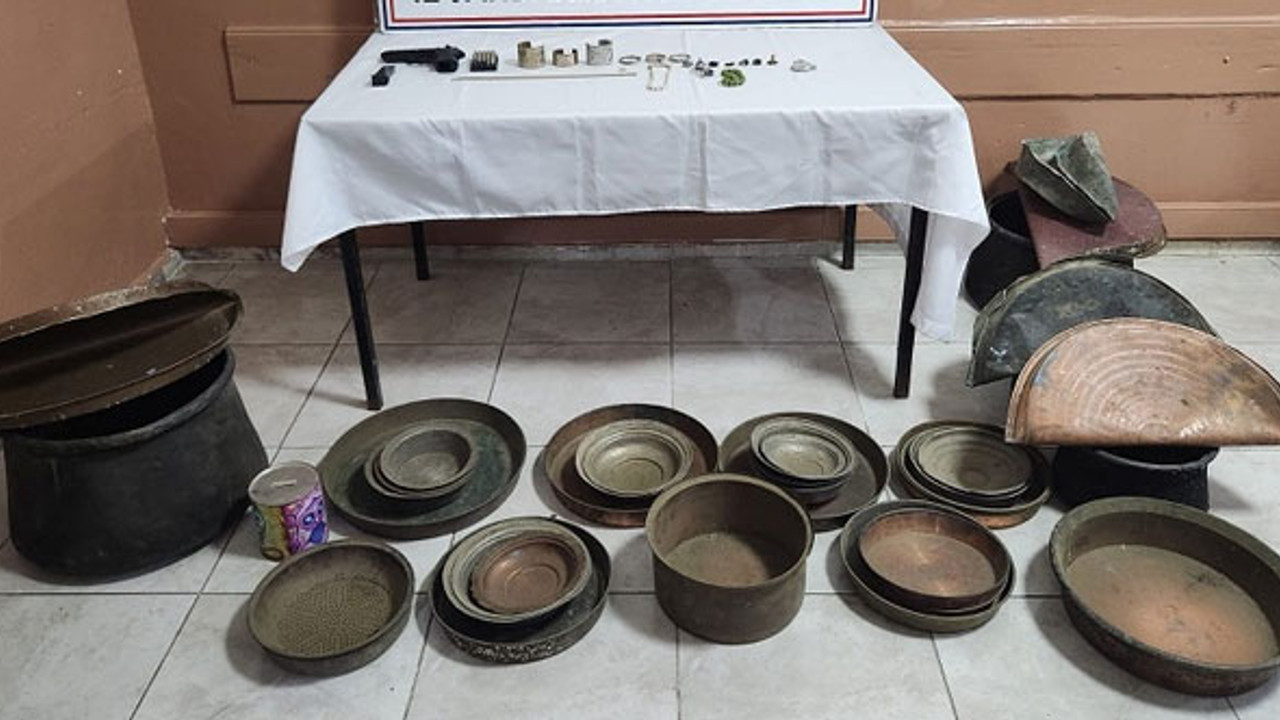 Jandarma suçüstü yakaladı! Hırsızlar hapsi boyladı