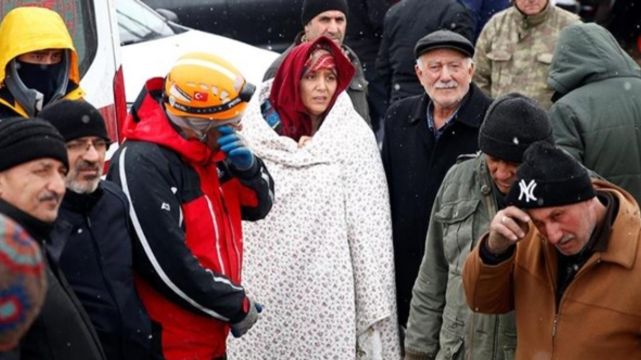 Kahramanmaraş merkezli depremlerde yaşamını yitirenlerin sayısı 47 bin 932'ye yükseldi