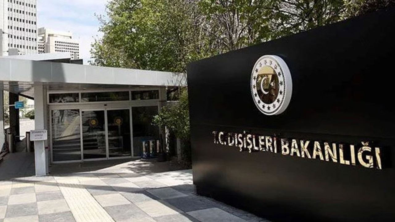 Kur’an-ı Kerim ve Türk bayrağına çirkin saldırı! Türkiye'den Danimarka'ya çok sert tepki